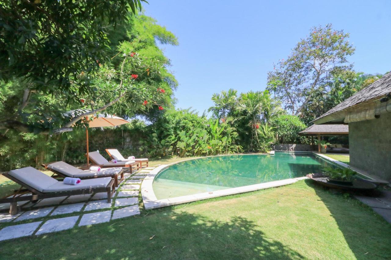 Villa Sin Sin Canggu Esterno foto