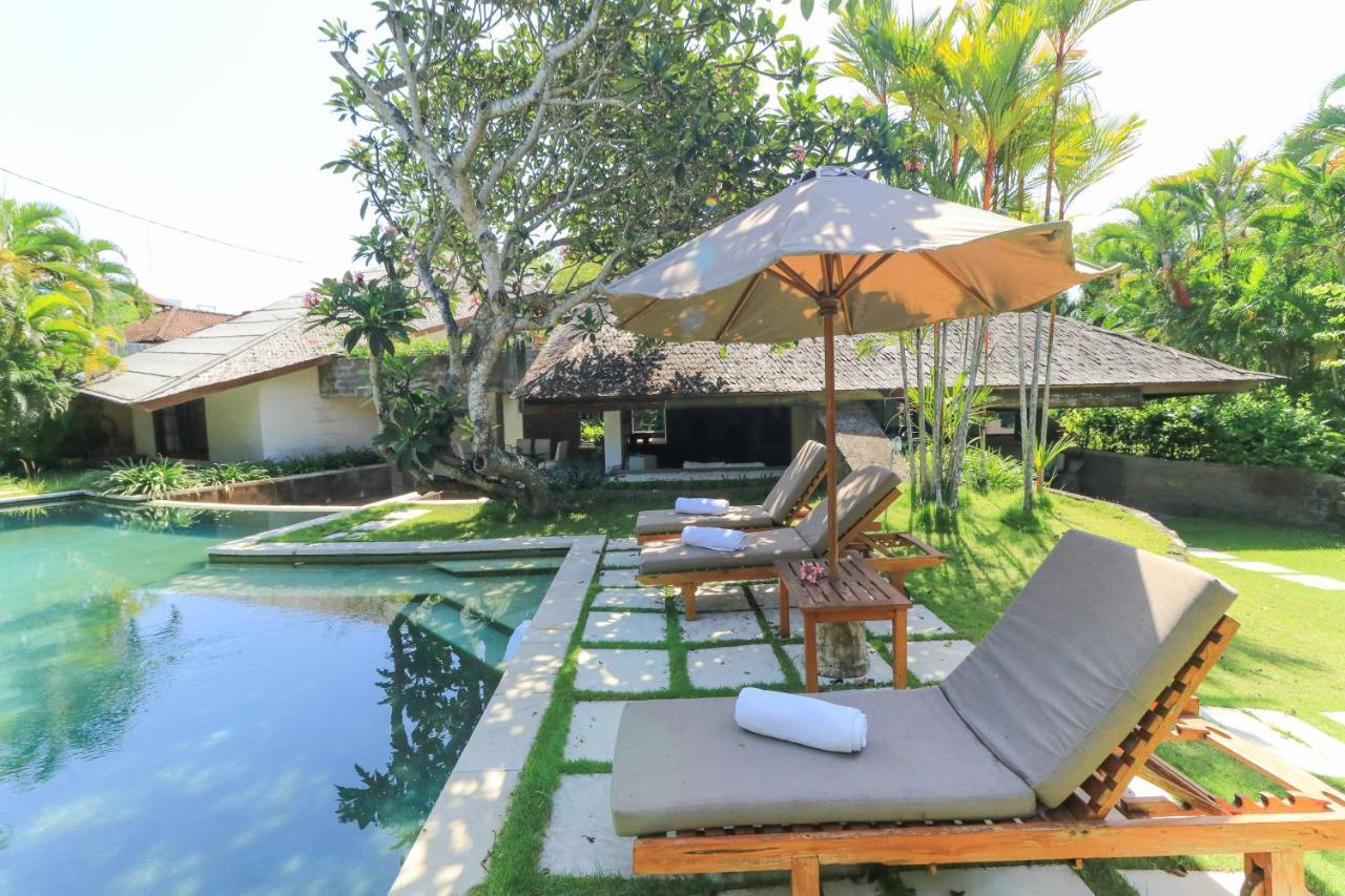 Villa Sin Sin Canggu Esterno foto